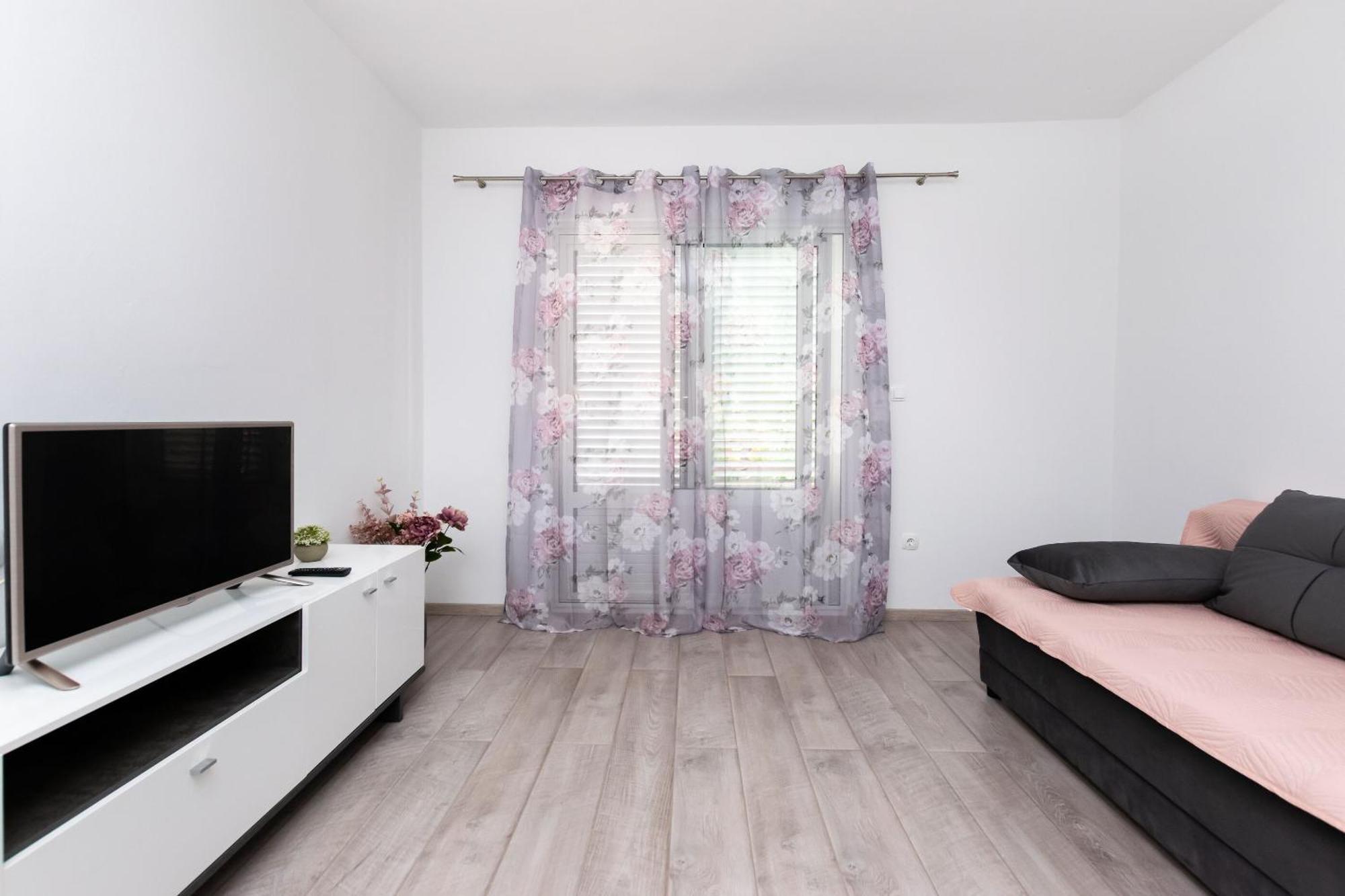 Apartments Marija & Lino لوبار المظهر الخارجي الصورة
